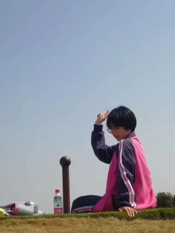 证星策略 上海15岁女孩军训离世，妈妈崩溃说出一个细节，很多家长都没当回事